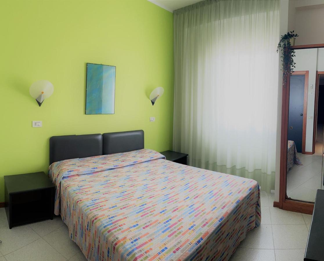 Hotel Borgo Marina Rodi Garganico Bagian luar foto