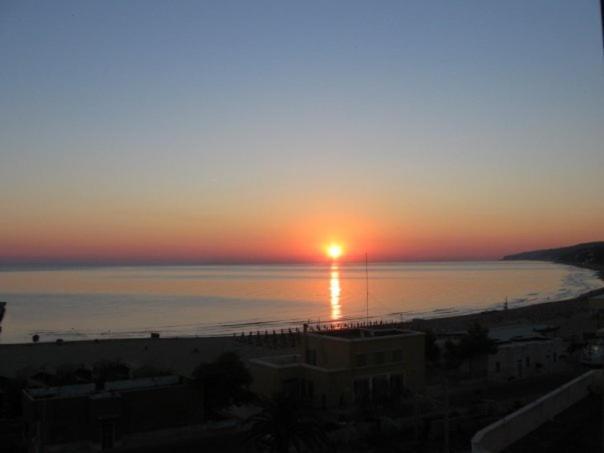 Hotel Borgo Marina Rodi Garganico Bagian luar foto