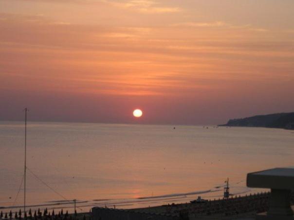 Hotel Borgo Marina Rodi Garganico Bagian luar foto